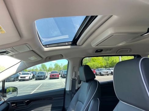 New 2026 Honda Odyssey Touring image 28