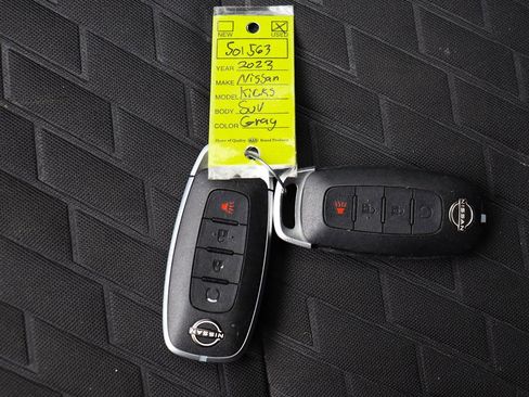 Used 2023 Nissan Kicks SR FWD image 58