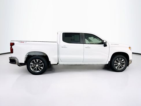 Used 2023 Chevrolet Silverado 1500 LT AWD/4WD image 10