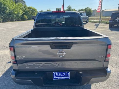 Used 2023 Nissan Frontier SV RWD image 7