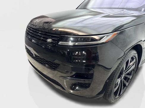 Used 2023 Land Rover Range Rover Sport SE AWD/4WD image 16