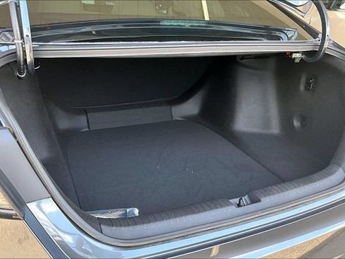 Used 2025 Honda Accord LX image 28