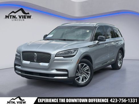 Used 2023 Lincoln Aviator 2WD image 1