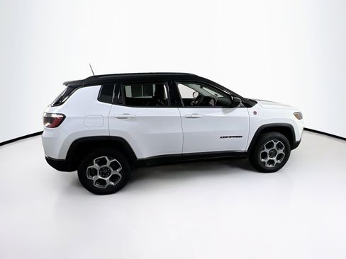 Used 2022 Jeep Compass Trailhawk w/ Trailhawk Convenience Group image 4