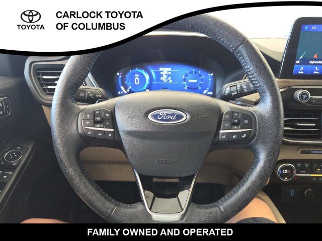 Used 2020 Ford Escape Titanium AWD/4WD image 23