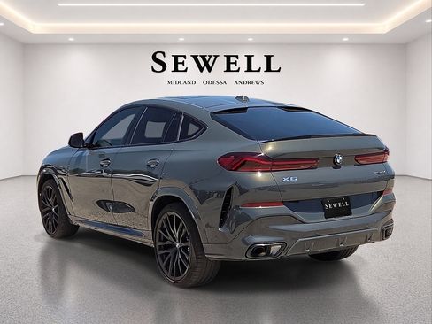 Used 2026 BMW X6 xDrive40i w/ Premium Package AWD/4WD image 3