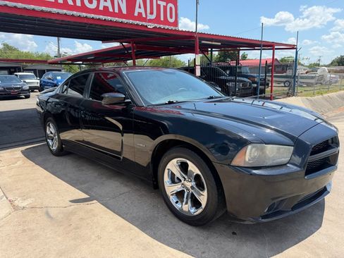 Used 2013 Dodge Charger R/T RWD image 13