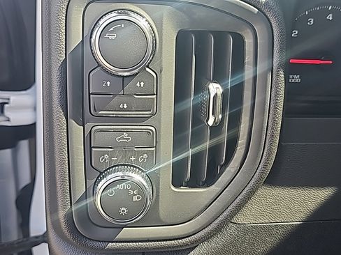 New 2026 GMC Sierra 2500 Pro w/ Convenience Package image 16
