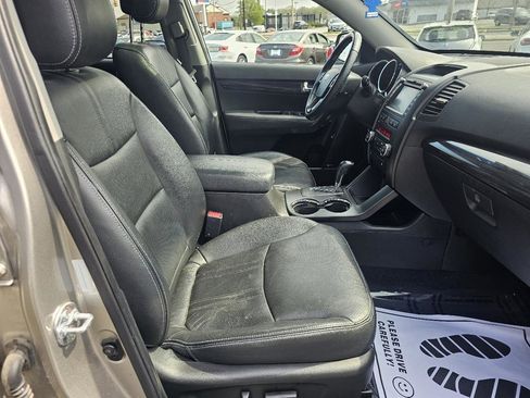 Used 2013 Kia Sorento EX w/ EX V6 Premium Pkg FWD image 48