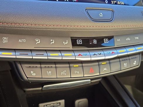 Used 2019 Cadillac XT4 Sport image 24