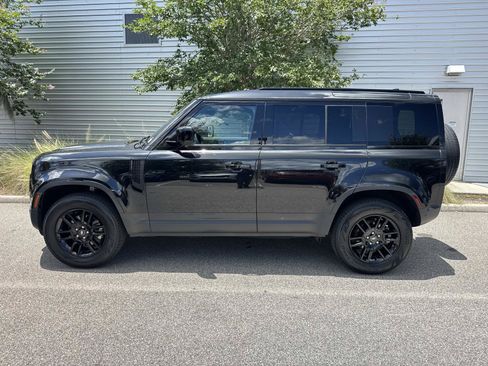 Certified 2025 Land Rover Defender 110 S AWD/4WD image 2