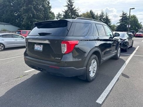 Used 2024 Ford Explorer XLT w/ Class IV Trailer Tow Package AWD/4WD image 3