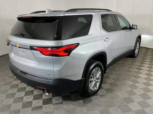 Used 2022 Chevrolet Traverse LT w/ LPO, Floor Liner Package AWD/4WD image 9