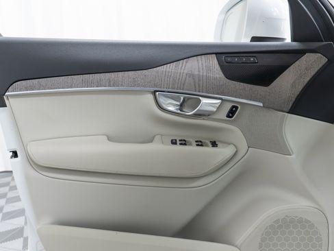 Certified 2023 Volvo XC90 B6 Plus w/ Protection Package Premier image 11