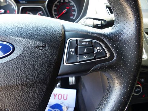 Used 2018 Ford Focus ST FWD image 28