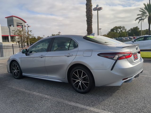 Used 2024 Toyota Camry SE FWD image 6