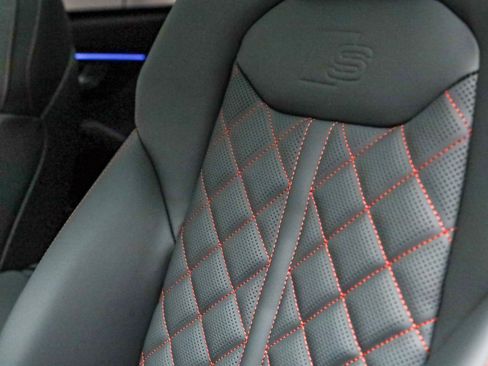 New 2026 Audi Q8 Prestige image 24