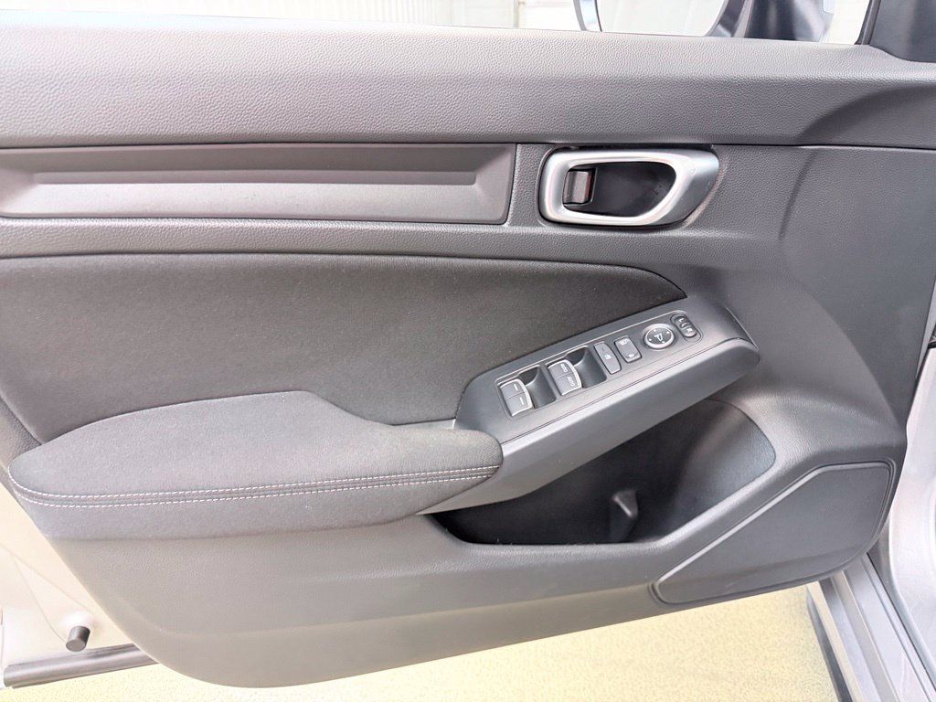Used 2024 Honda Civic LX image 8