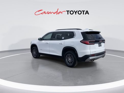 Used 2025 GMC Acadia Elevation image 6