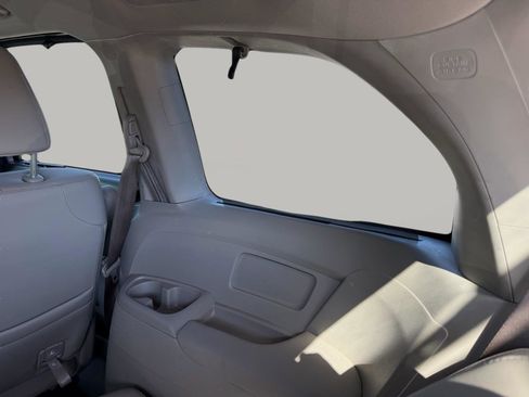 Used 2016 Honda Odyssey Touring Elite image 23