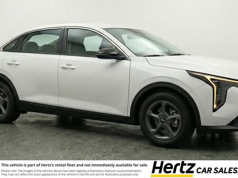 Used 2025 Kia K4 FWD image 1