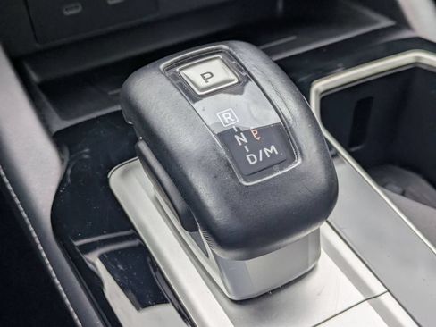 Used 2025 Mitsubishi Outlander SE AWD/4WD image 17