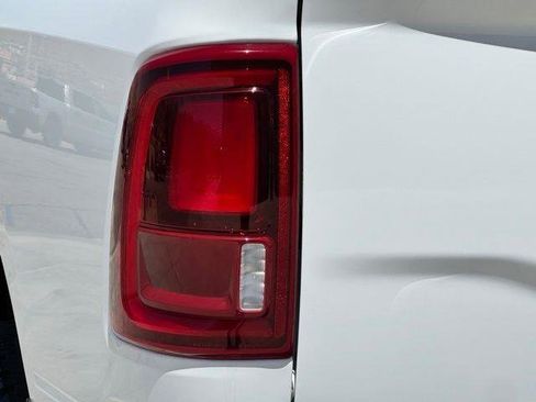 Used 2025 RAM 2500 Laramie AWD/4WD image 11