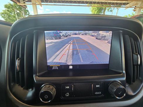 Used 2022 Chevrolet Colorado Z71 RWD image 33