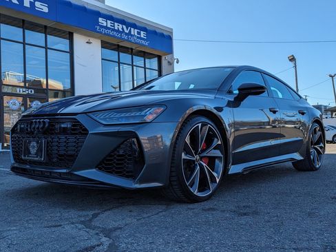 Used 2022 Audi RS 7 Sportback image 3