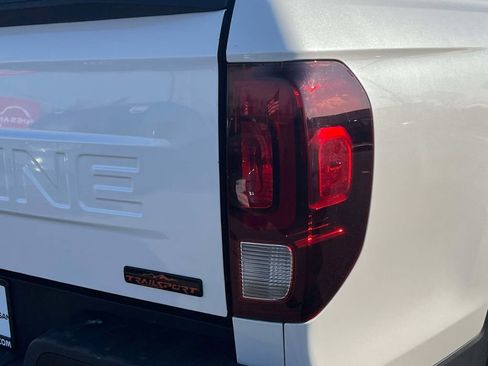 Used 2024 Honda Ridgeline TrailSport image 11