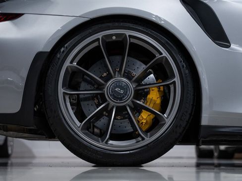 Used 2016 Porsche 911 GT3 RS RWD image 43