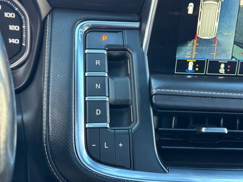 Used 2021 GMC Yukon XL AT4 w/ Rear Media and Nav Package image 23