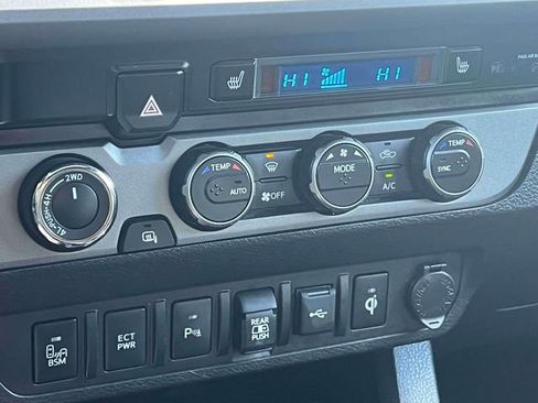 Certified 2023 Toyota Tacoma TRD Off-Road w/ TRD Premium Off Road Package image 33