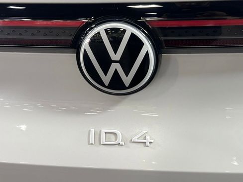 Used 2024 Volkswagen ID.4 Pro S image 13