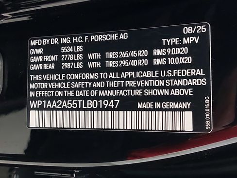 Used 2026 Porsche Macan image 38