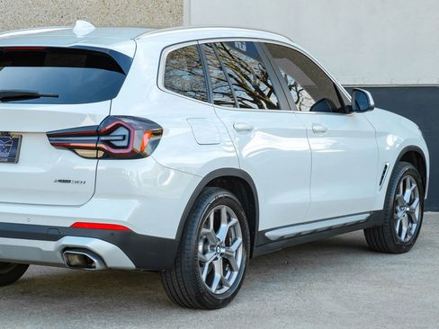 Used 2023 BMW X3 xDrive30i w/ Premium Package w/ZPA AWD/4WD image 7