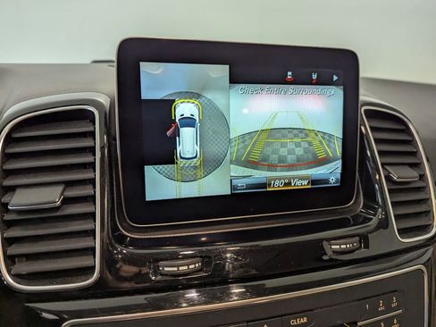 Used 2017 Mercedes-Benz GLE 350 4MATIC image 11