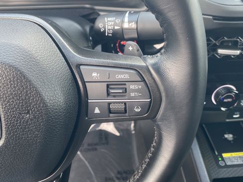 Used 2025 Honda Accord Sport image 27