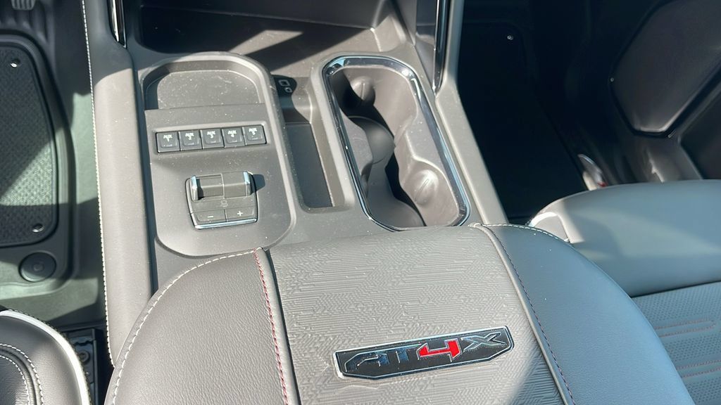 New 2026 GMC Sierra 2500 AT4X AWD/4WD image 23