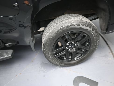 Used 2023 Chevrolet Silverado 1500 LT Trail Boss w/ Protection Package AWD/4WD image 17