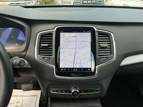 Used 2025 Volvo XC90 B5 Core image 6