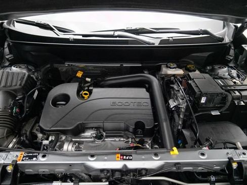 Used 2024 Chevrolet Equinox LT FWD image 27