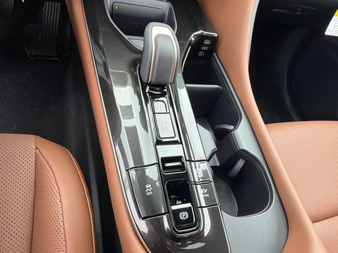 New 2026 Toyota Crown Signia AWD/4WD image 28