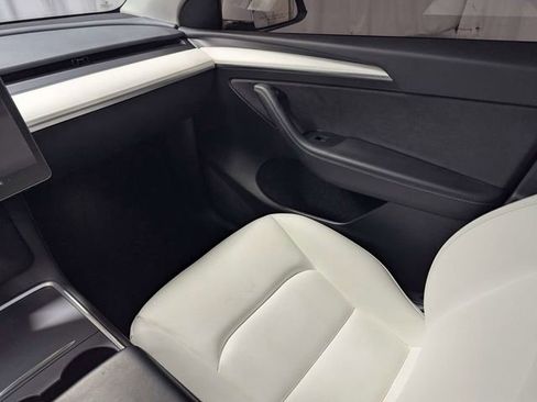 Used 2023 Tesla Model Y Performance AWD/4WD image 8