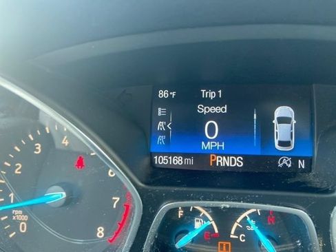 Used 2018 Ford Escape SEL FWD image 17