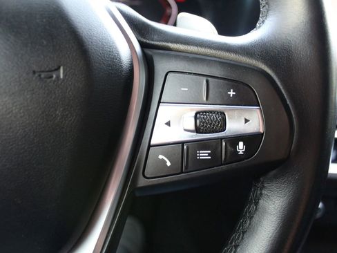 Used 2020 BMW 330i Sedan w/ Convenience Package RWD image 18