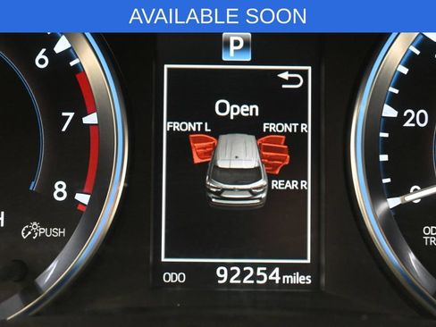 Used 2016 Toyota Highlander XLE AWD/4WD image 17
