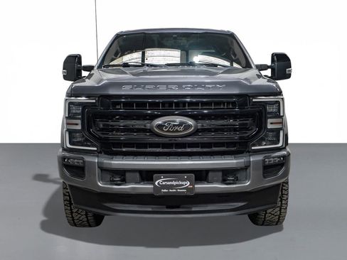 Used 2021 Ford F250 Lariat image 3