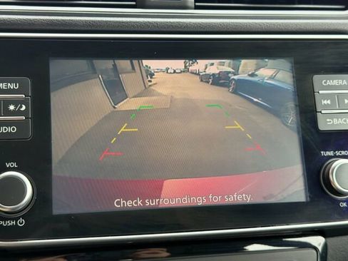 Used 2021 Nissan Leaf SV image 23