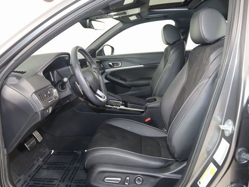 Used 2024 Acura Integra A-Spec image 11